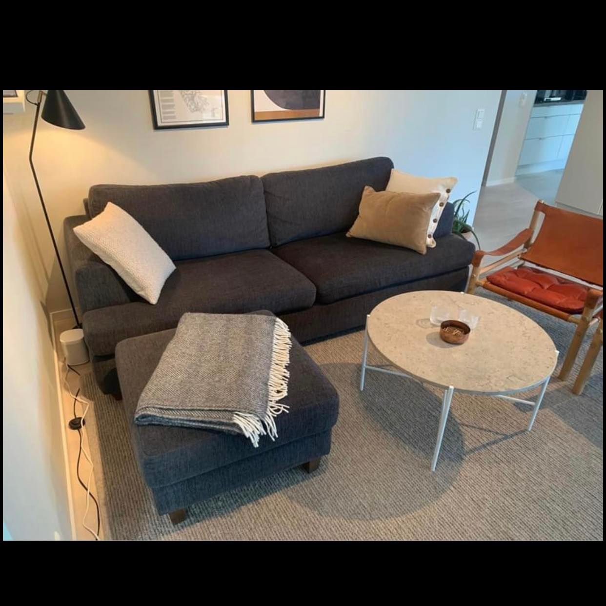 image of Hämta soffa plus pall - 