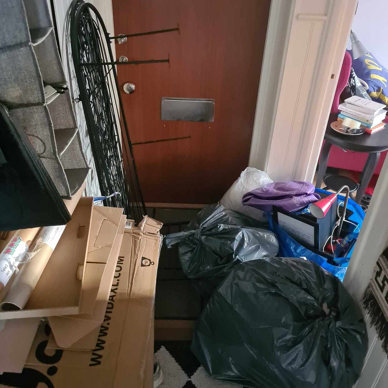 image of Boxes & random trash - Bromma