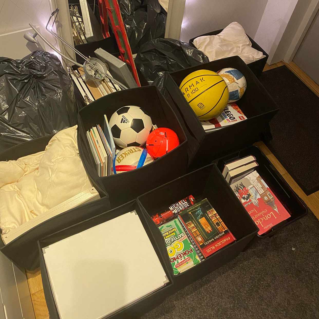 image of Köra skräp till tippen - Älvsjö