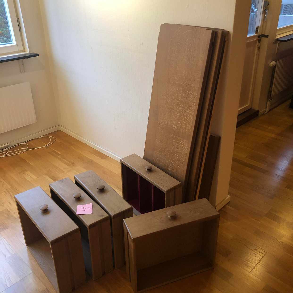 image of Hämta stor tungt skåp - 