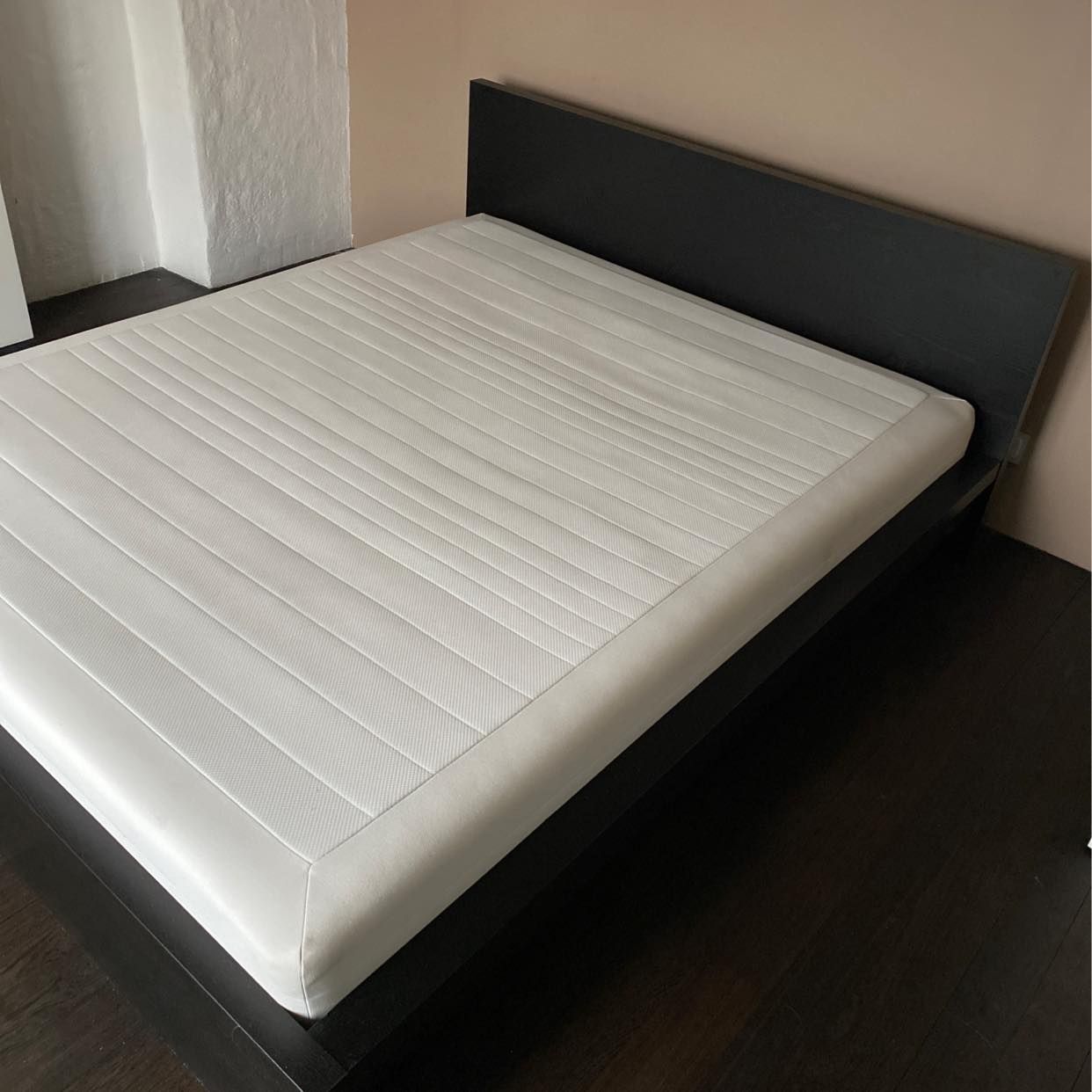 image of IKEA säng 160cm - Stockholm City