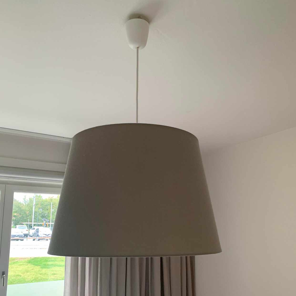 image of Taklampa bortskänkes - Stockholm City