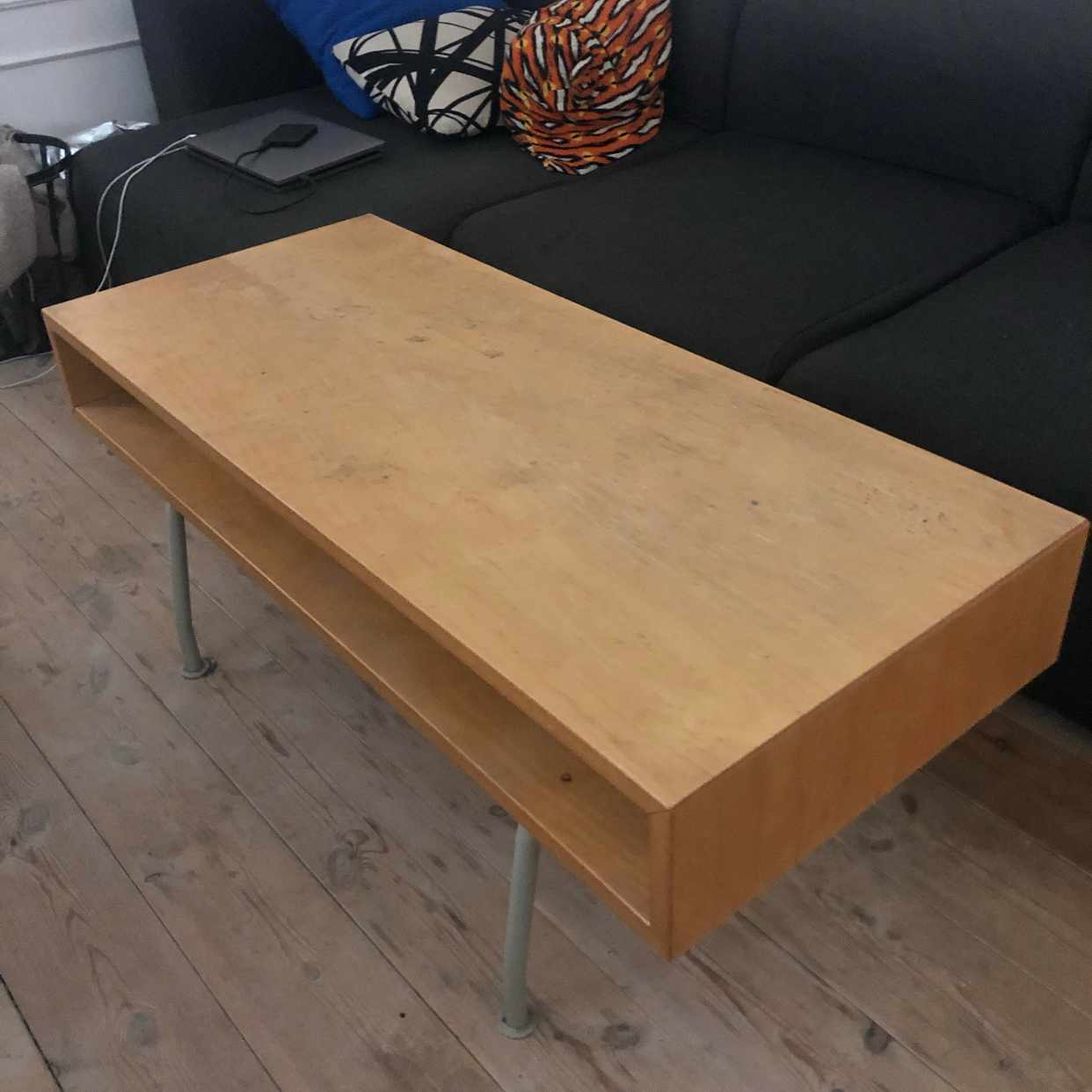 image of IKEA PS soffbord - Hägersten
