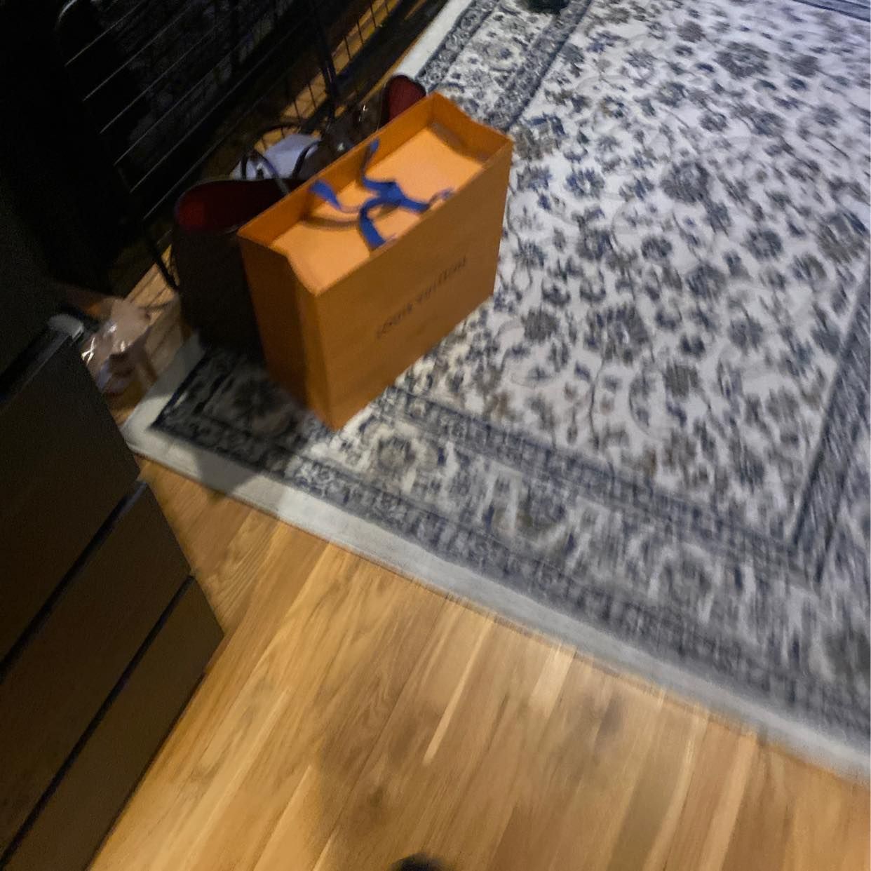 image of Bli av med en Ikea byrå - Stockholm