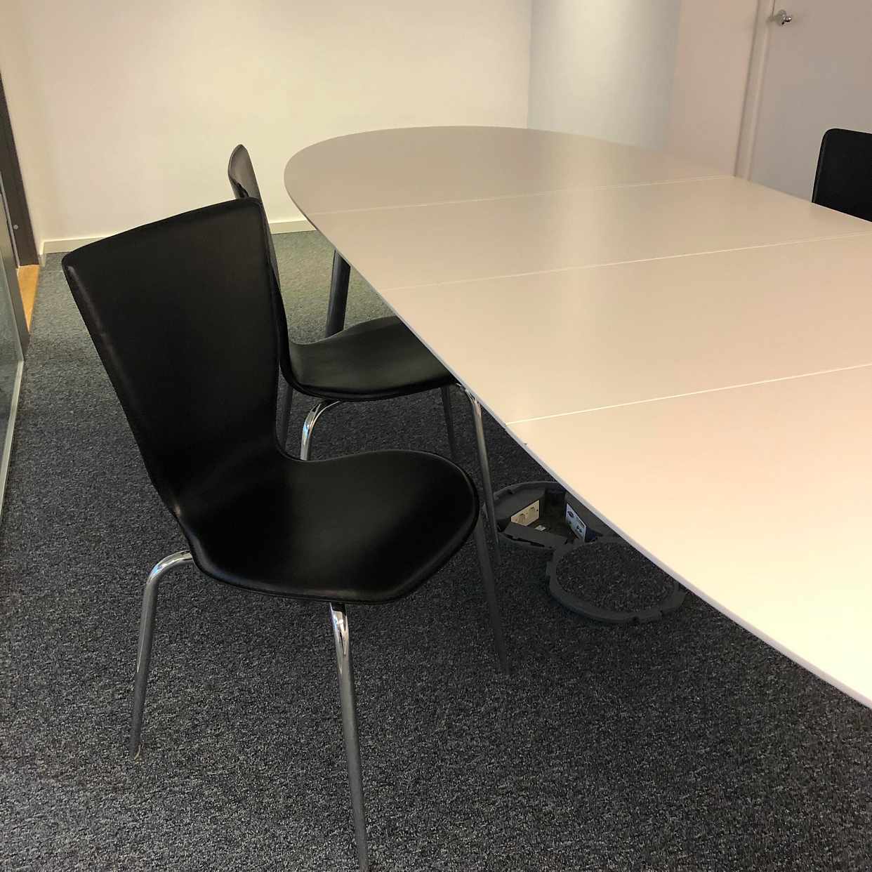 image of Mat/Konferensbord stolar - Stockholm