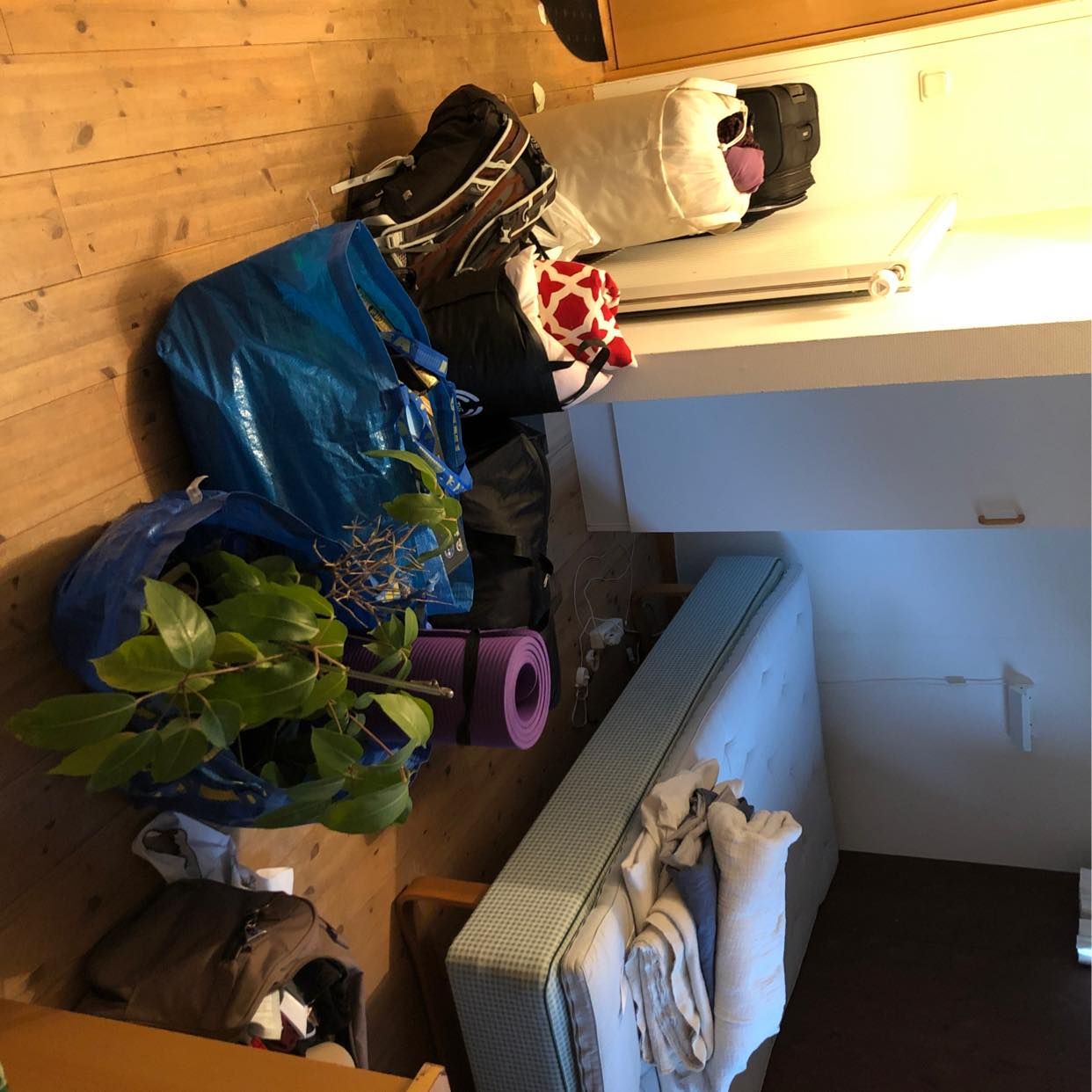 image of Moving household - 