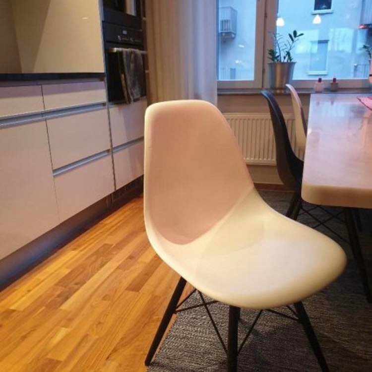 image of Leverera 4 x stolar - 