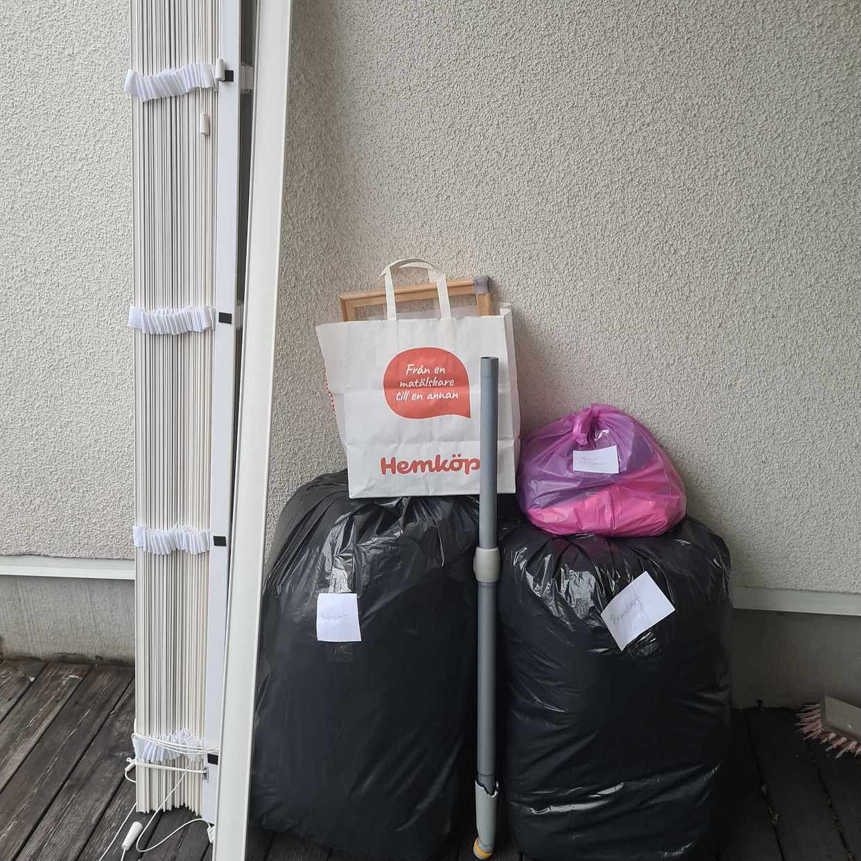 image of Diverse till tippen. - Nacka