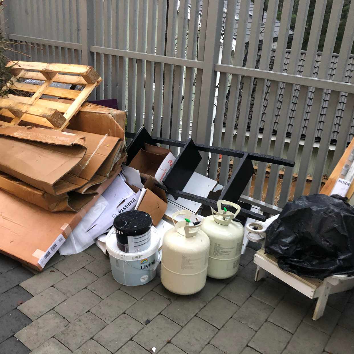 image of Diverse saker tippen - Huddinge