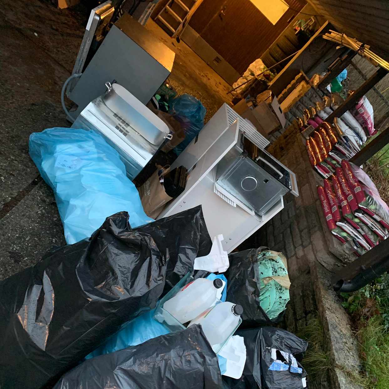 image of Sorterade sopor till ÅVC. - Älvsjö
