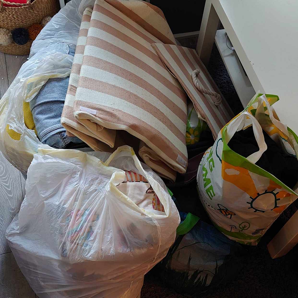 Assorted things! - Watford - Tiptapp