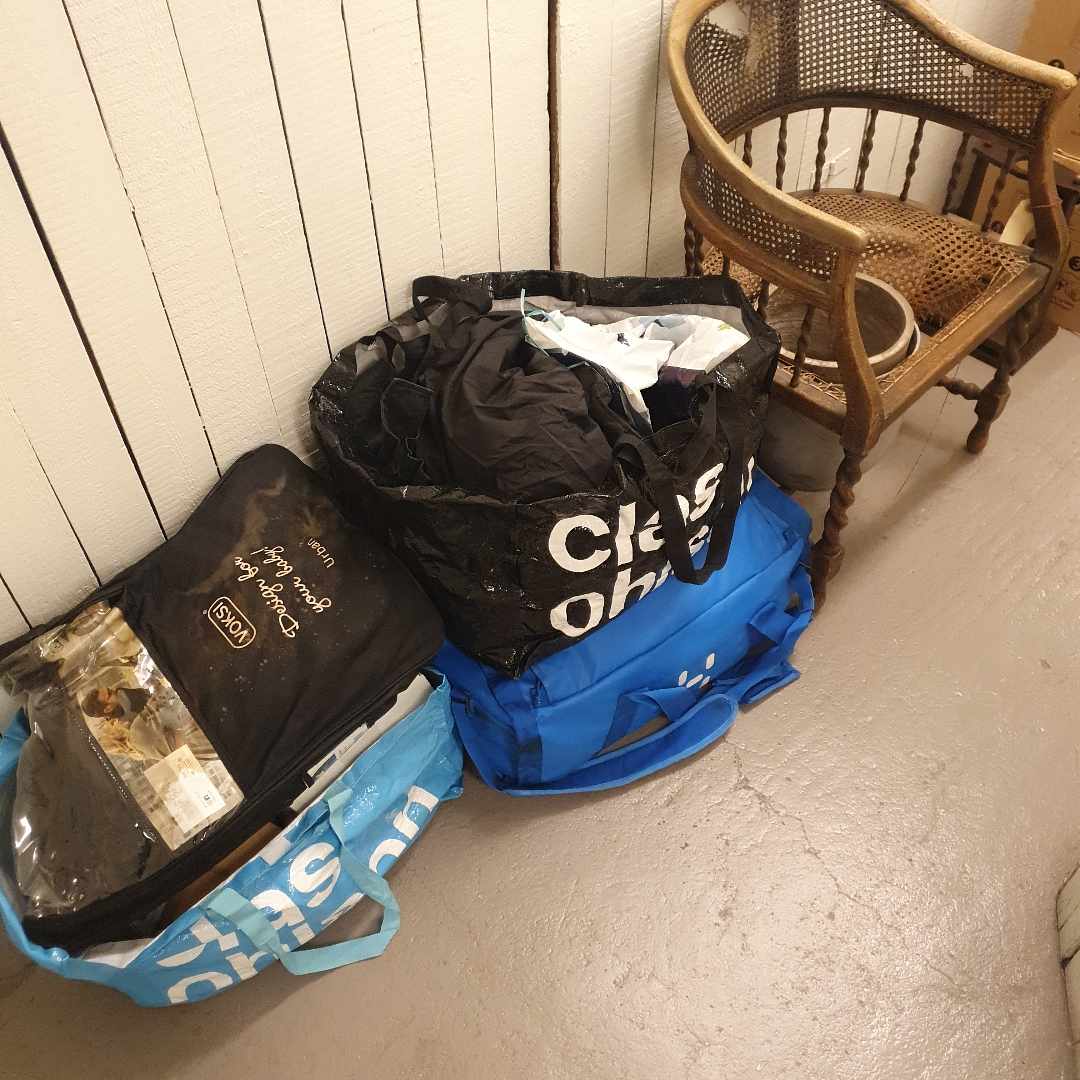 image of Hämtas senast 17.00 idag - Stockholm