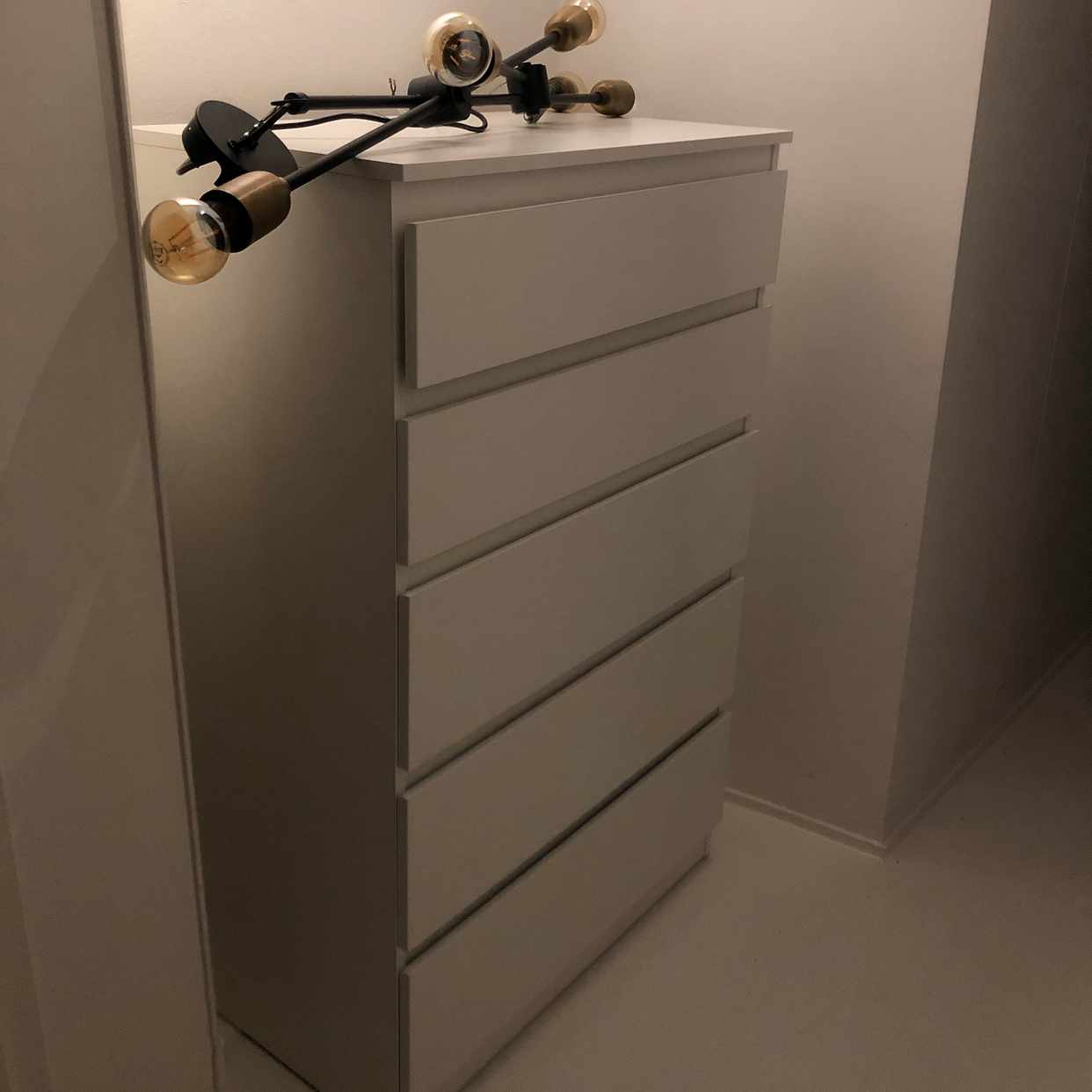 image of Lampa + byrå - 