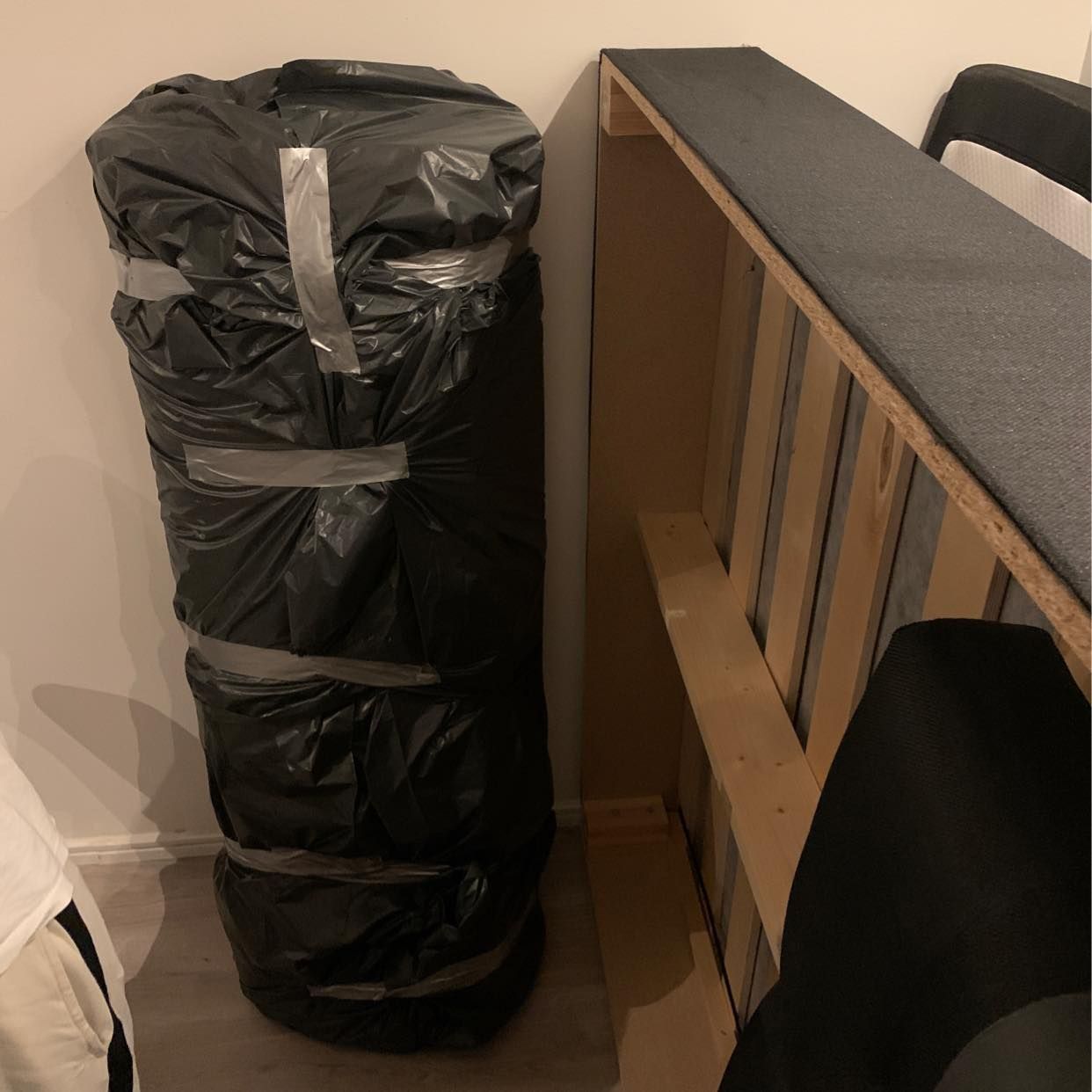 image of Säng och gavel - 