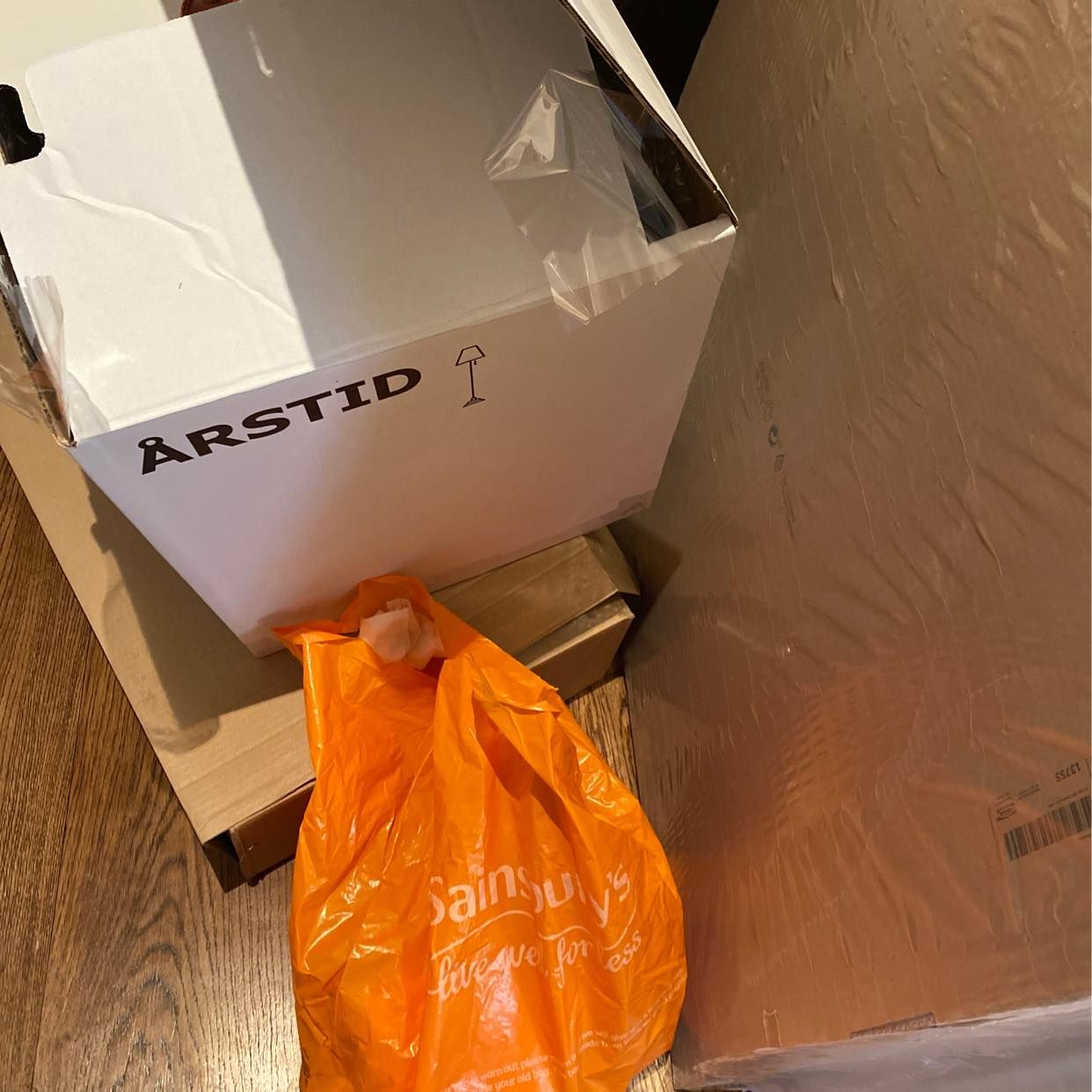 image of Cardboard and waste - Chislehurst