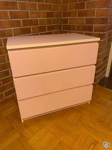 image of IKEA Malm byrå + Billy bo - 