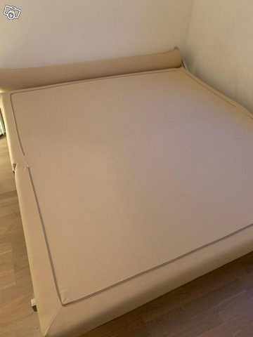 image of Superbillig fin soffa som - 