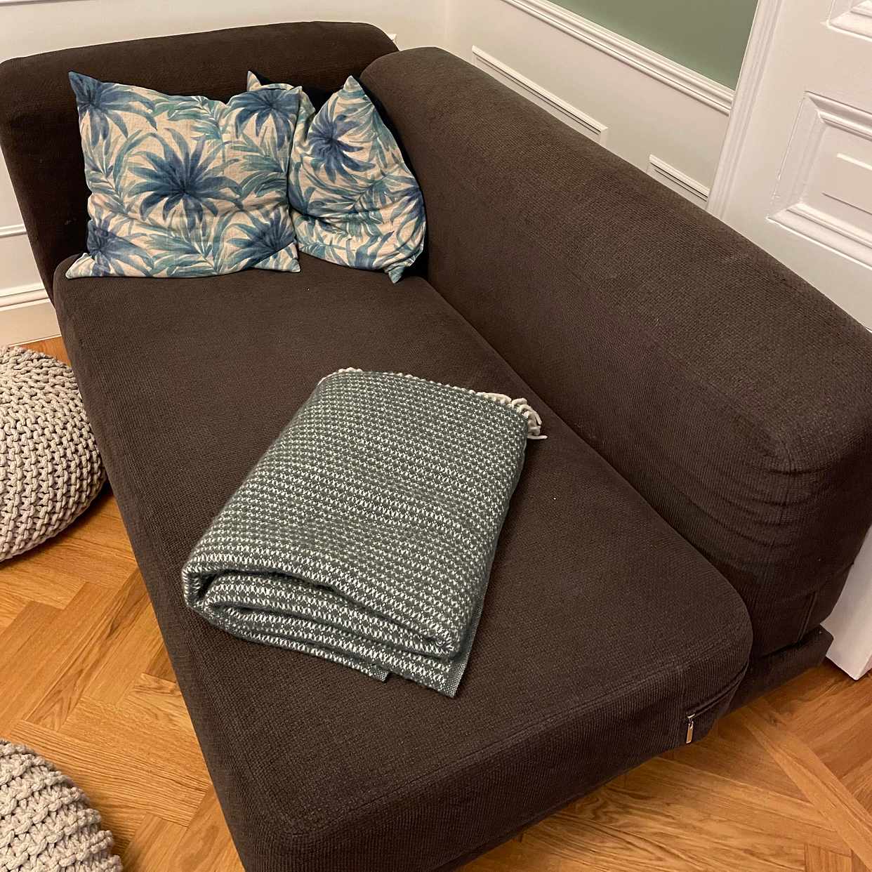 image of Beds, sofas, boxes etc. - 