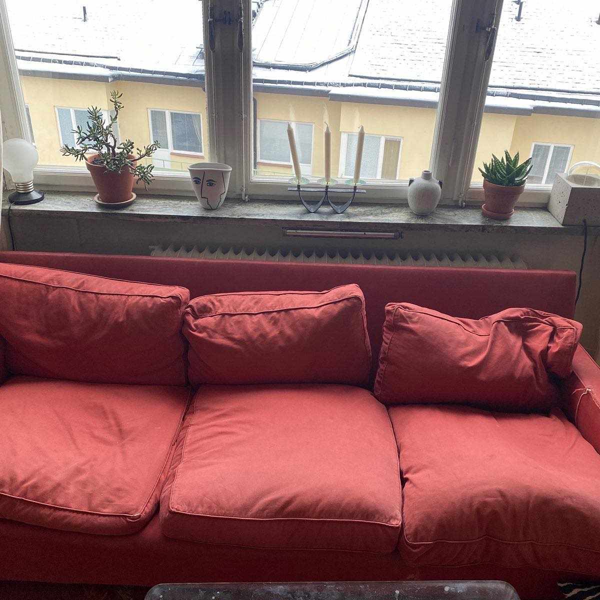 image of Hämta och slänga soffa - Stockholm
