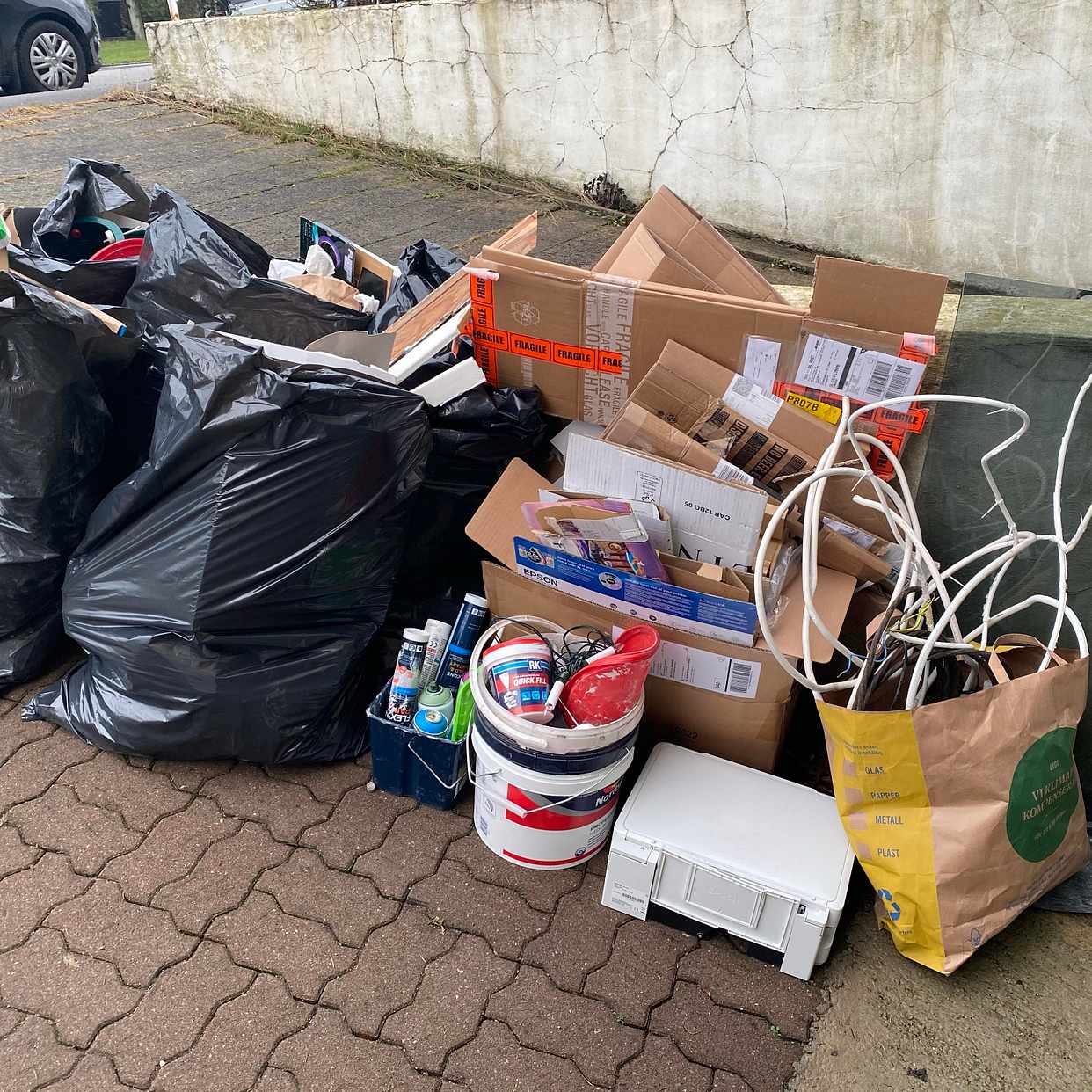 image of Blandat till soptippen - Limhamn