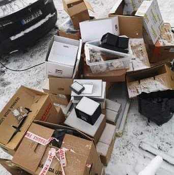 image of Cardboards and paint - Skogås