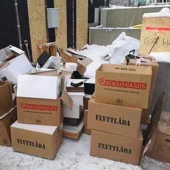 image of Cardboards and paint - Skogås
