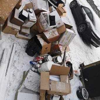 image of Cardboards and paint - Skogås
