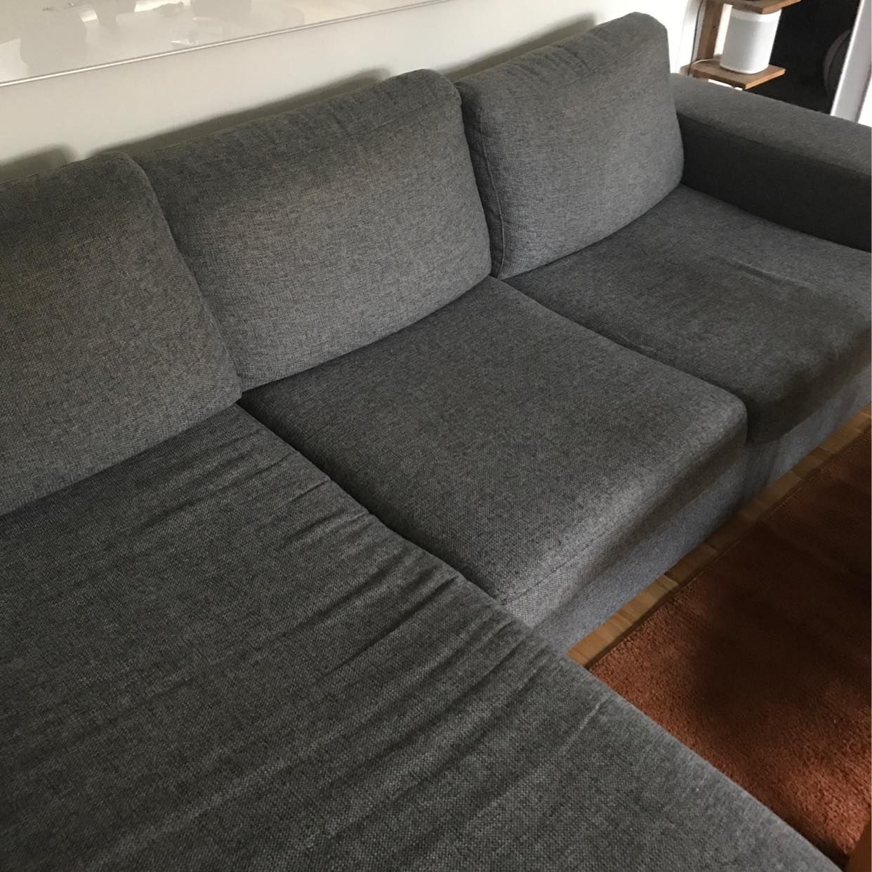 image of Soffa bortskänkes - Malmö