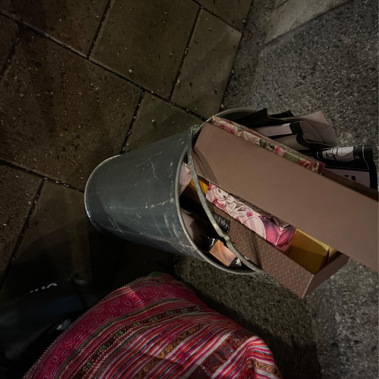 image of Slänga på soptippen - Stockholm