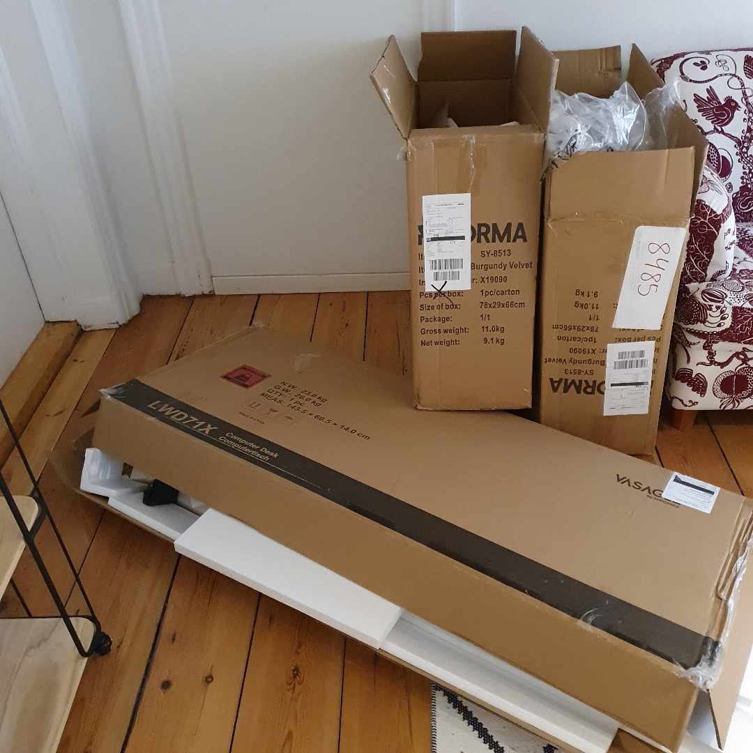 image of Kartonger och frigolit. - Stockholm