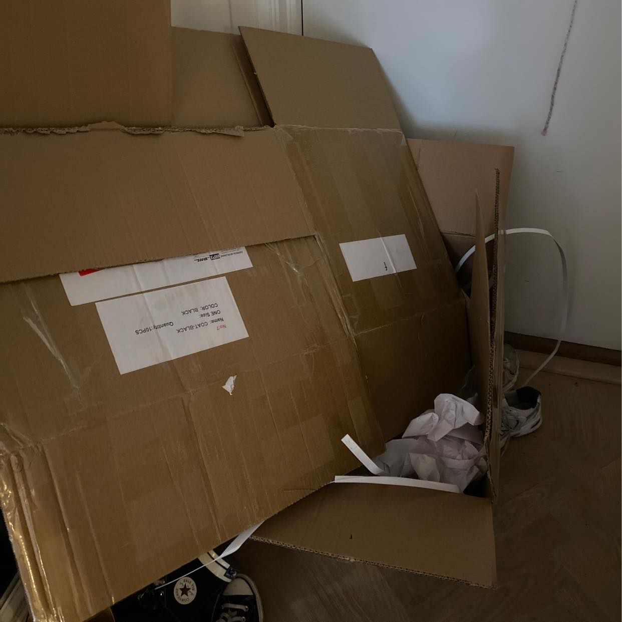 image of Cardboard box remove - Stockholm