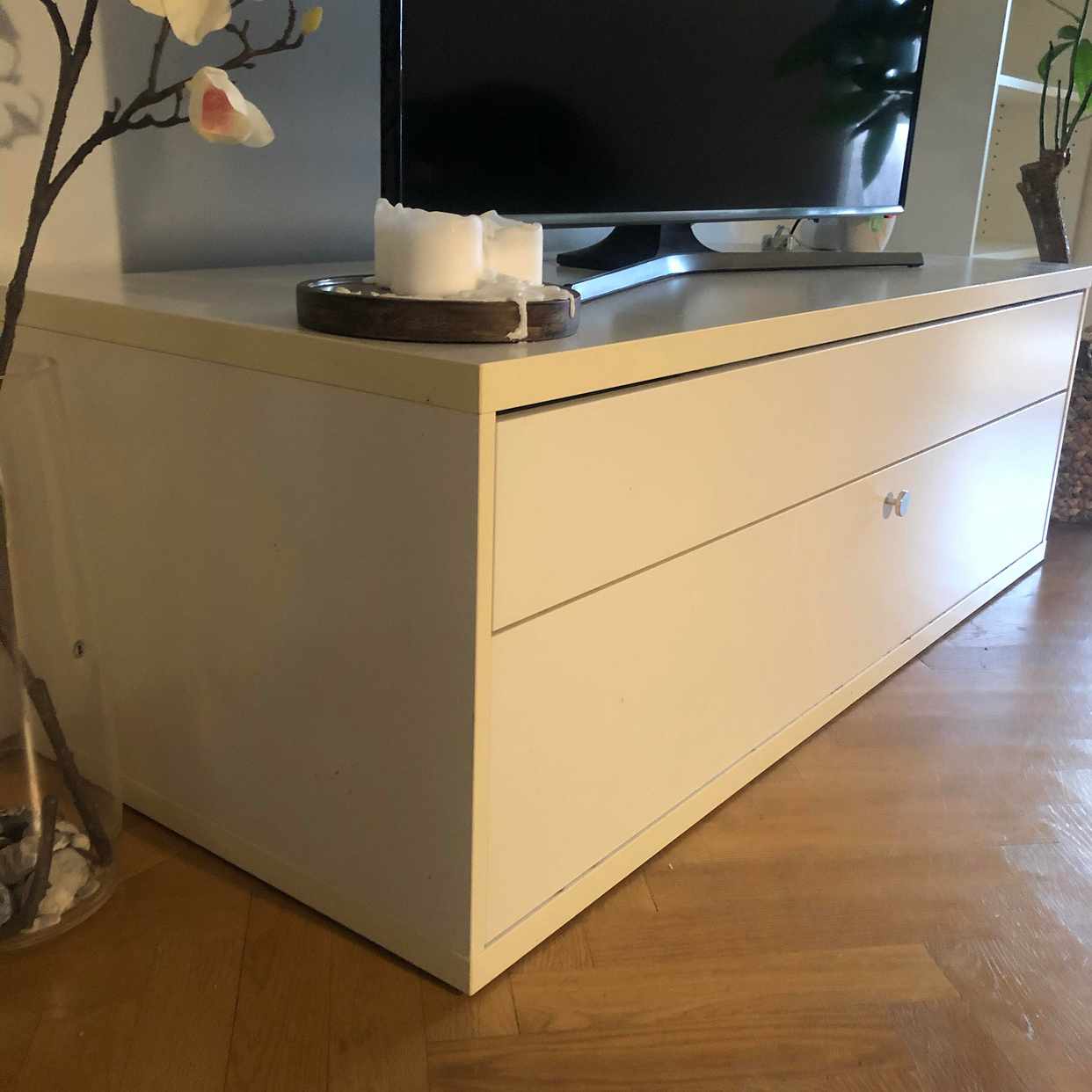 image of Tv-bänk - Lund