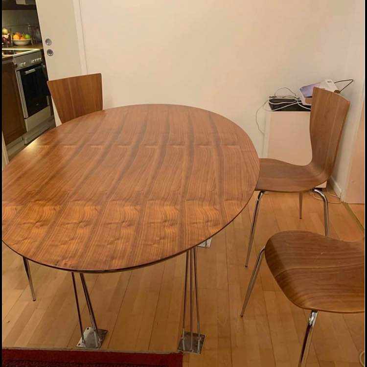 image of Matbord + 4 stolar - 