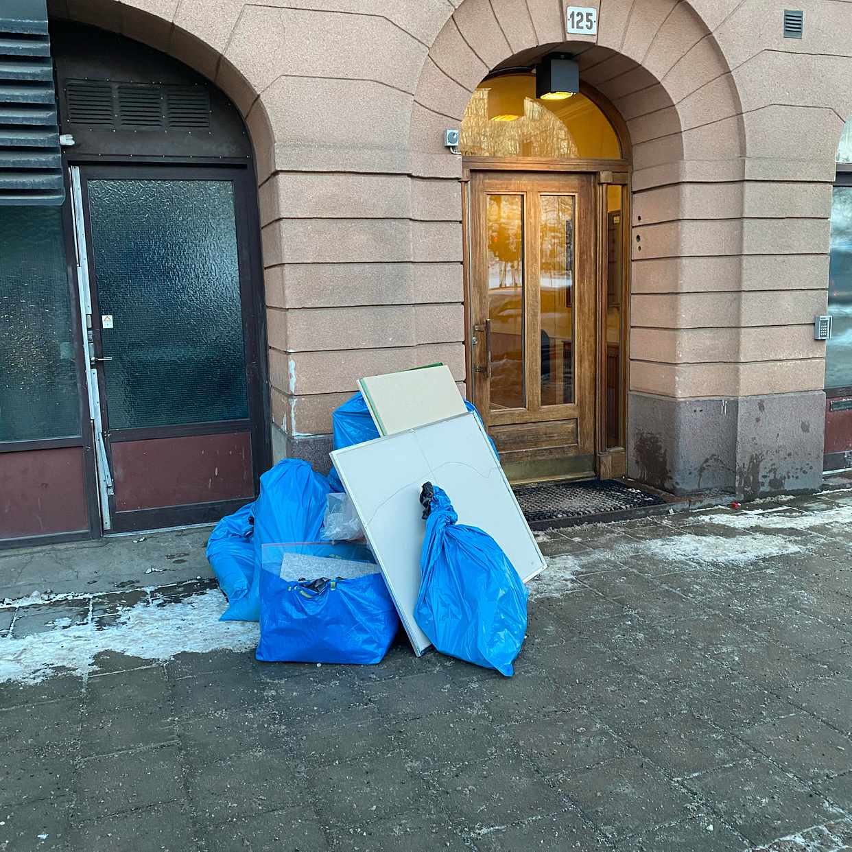 image of Några säckar å två skovir - Stockholm
