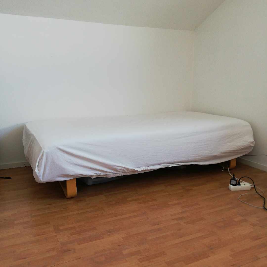 image of I get rid off a 110cm bed - Enskede