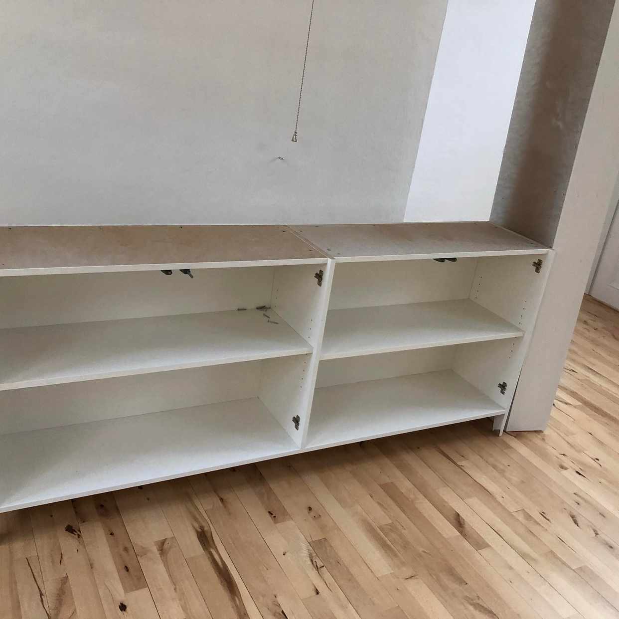 image of Byrå, ömtåligt konstförem - 