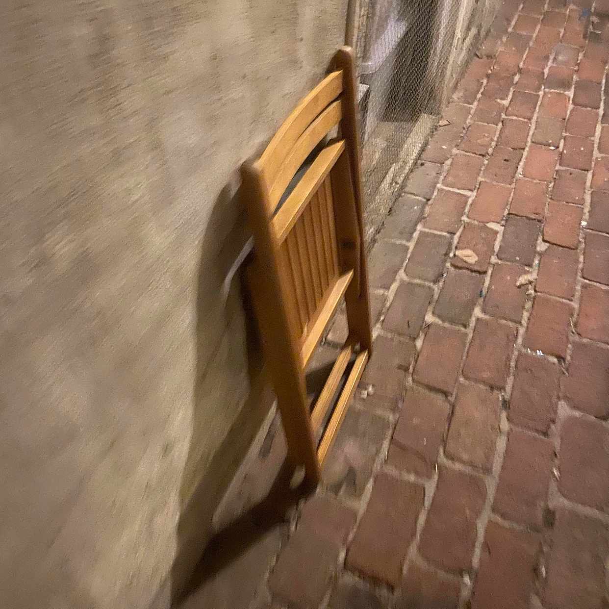 image of Slänga skräp på vinden - Stockholm