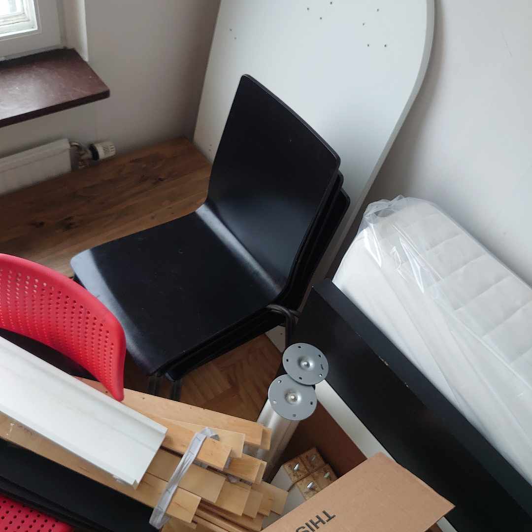 image of Bärhjälp & flytt av möble - 