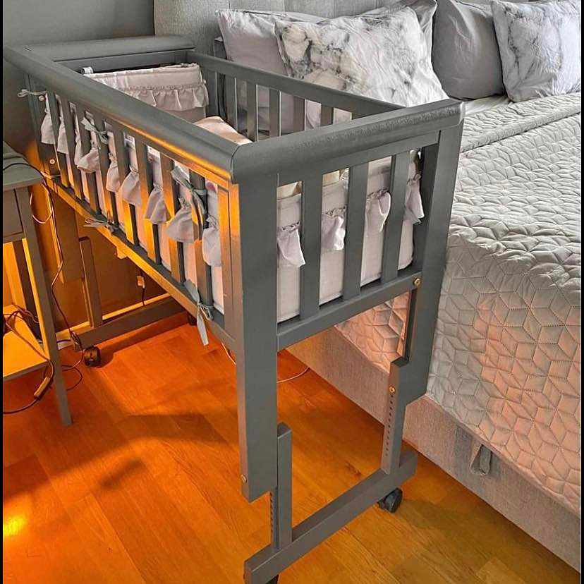 Carena bedside sale crib