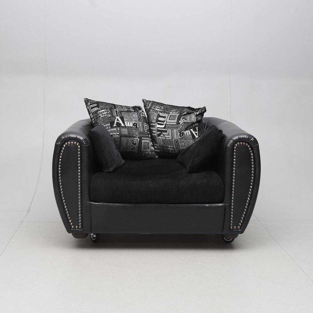 image of Hämta och leverera fåtölj - 