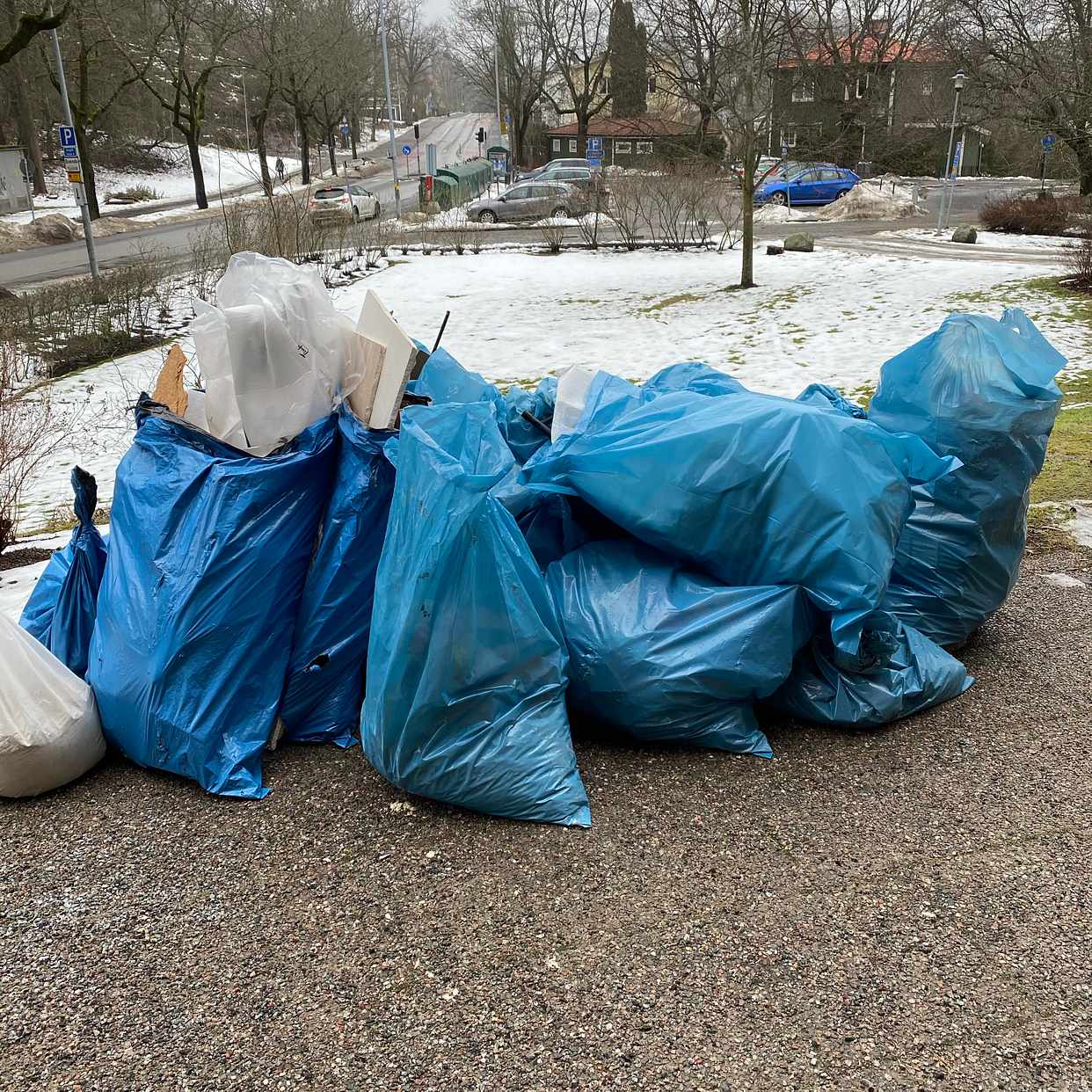 image of Trä,plast,damm - Solna