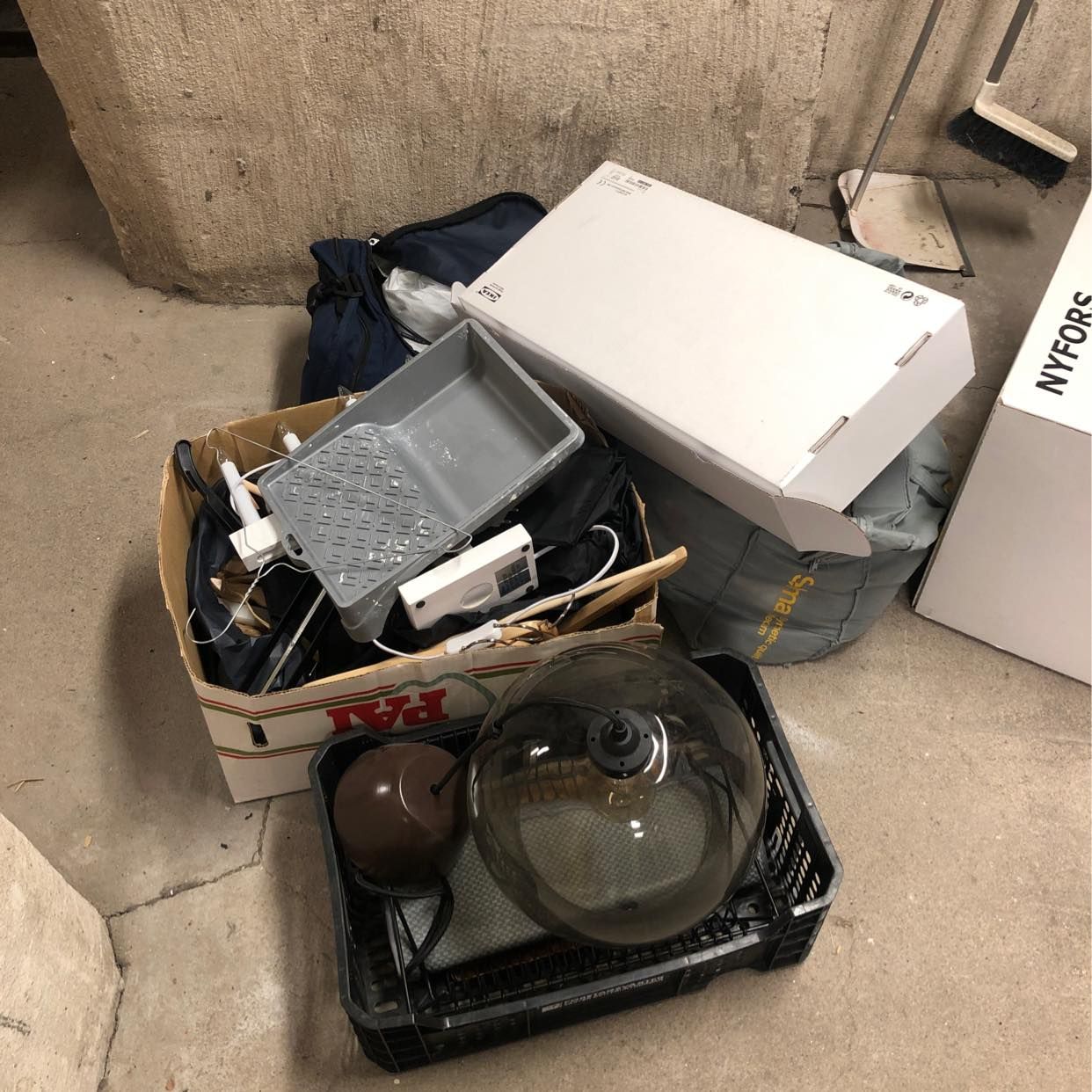 image of Throw this away - Solna
