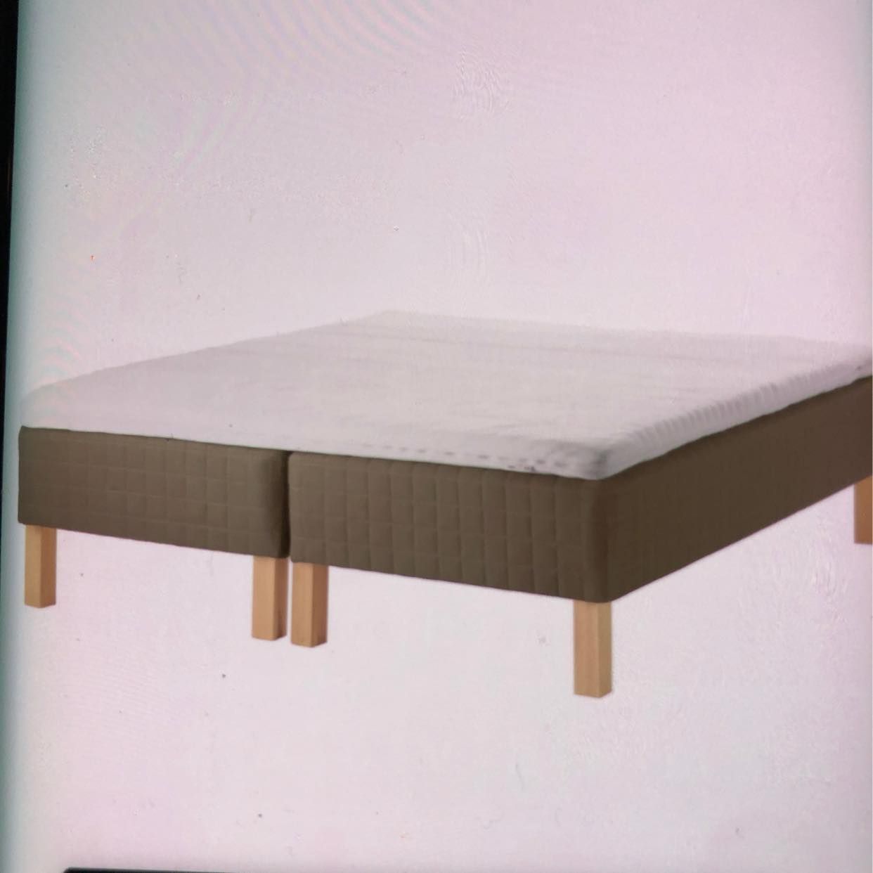 image of Leverans av säng - 