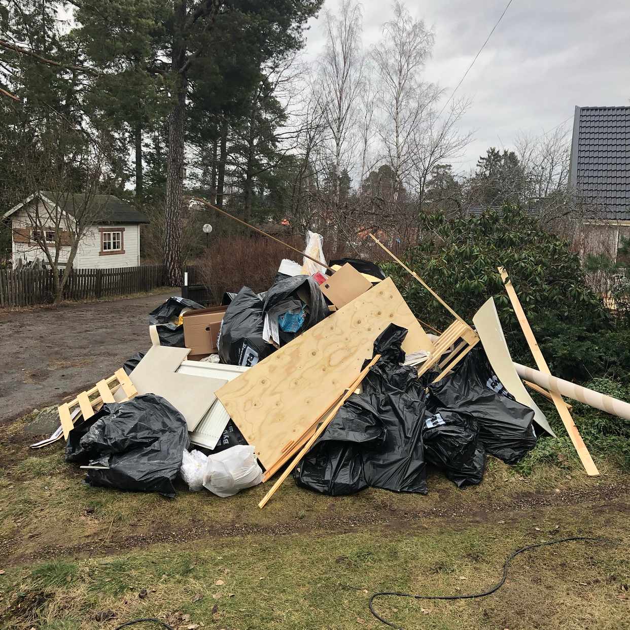 image of Återvinna byggavfall. - Sollentuna