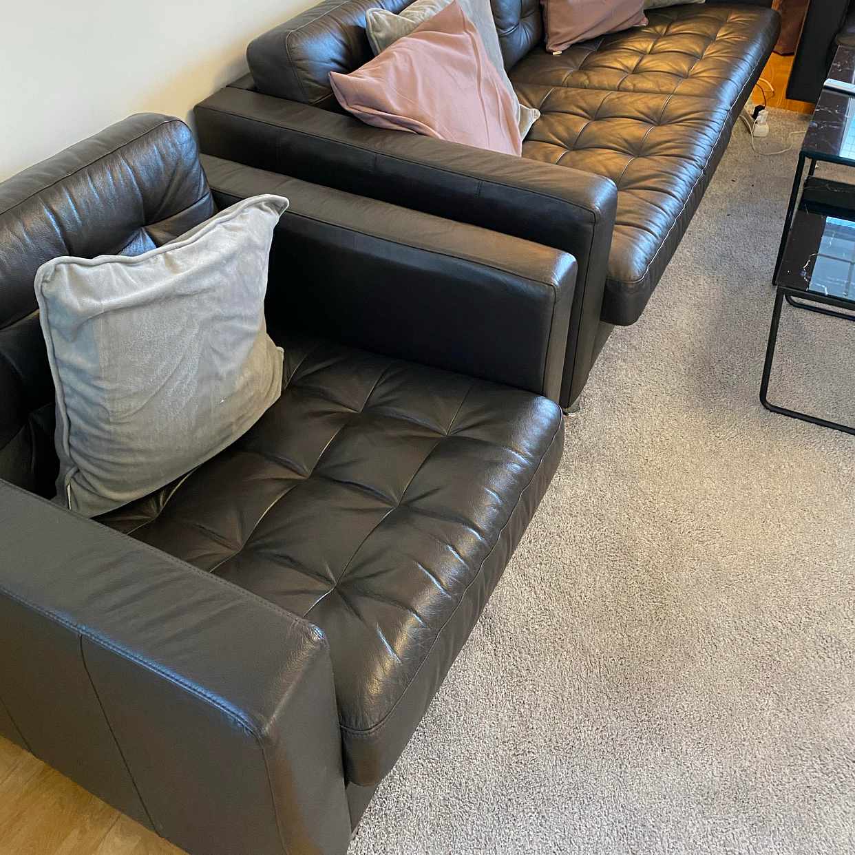 image of Flytta soffa och fåtöljer - 