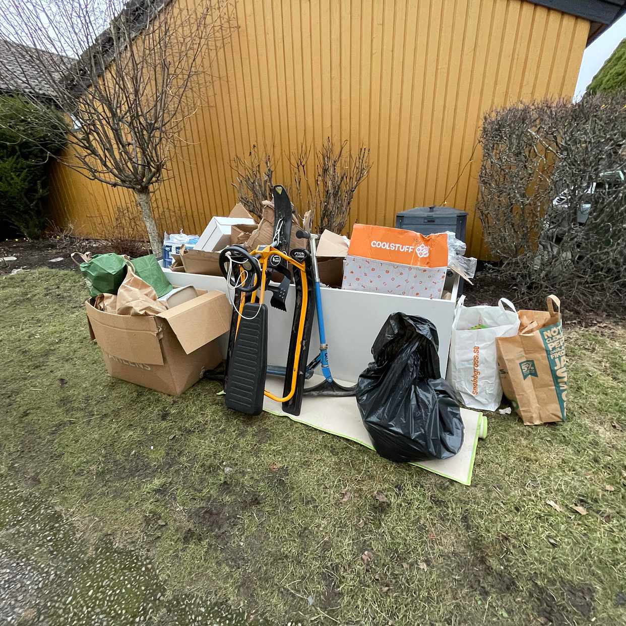 image of Garderob, säng mm - Lidingö