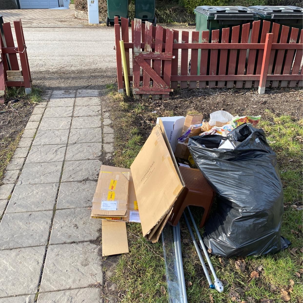 image of Junk, wellpapp, plastic - Huddinge