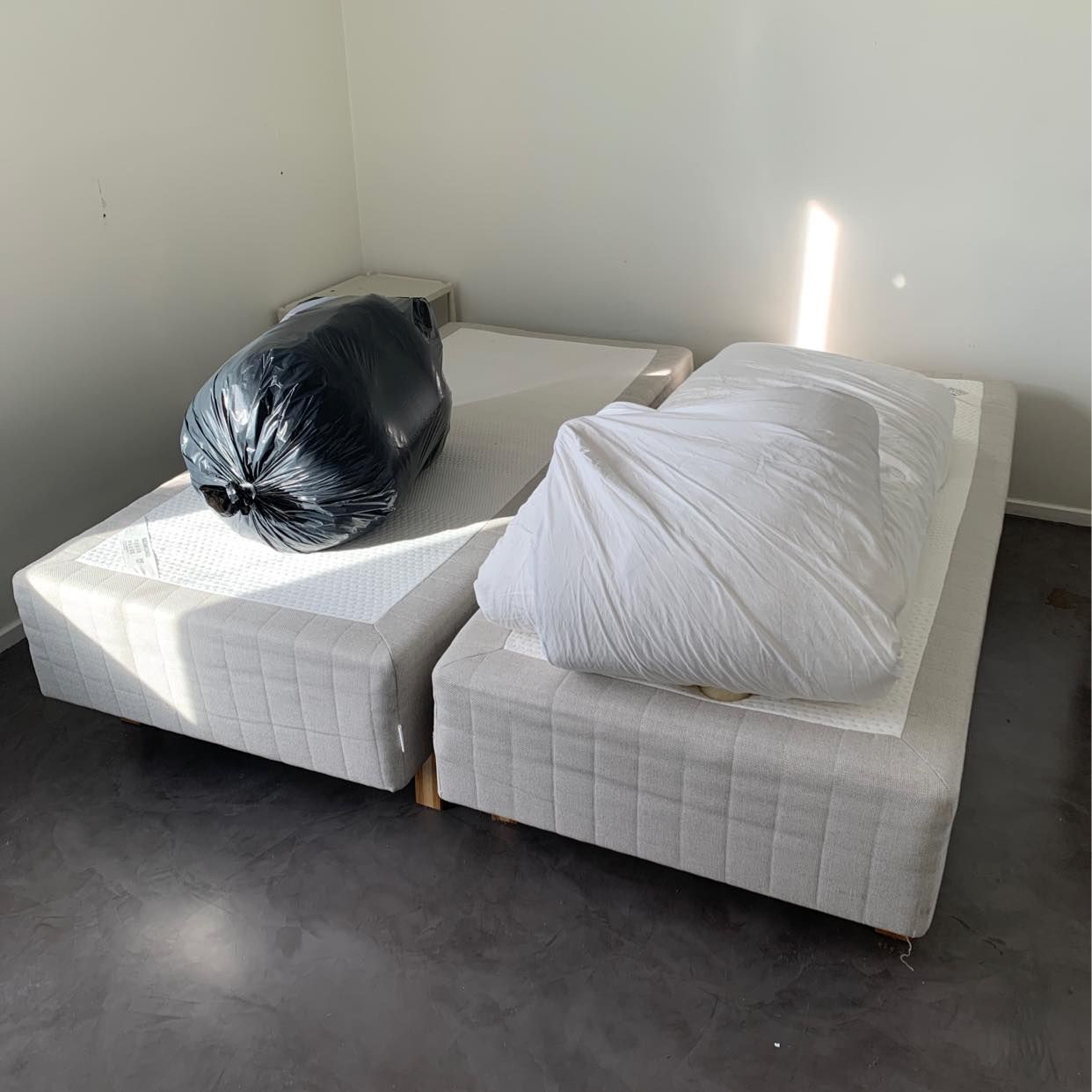 image of Flytt av säng och madrass - 