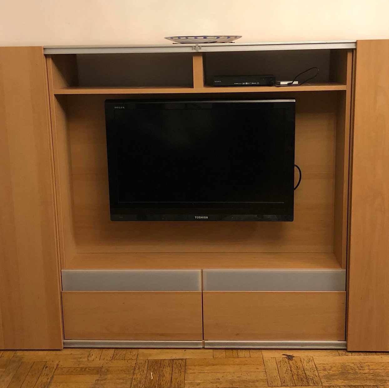 image of Billys och TV bänk - Stockholm