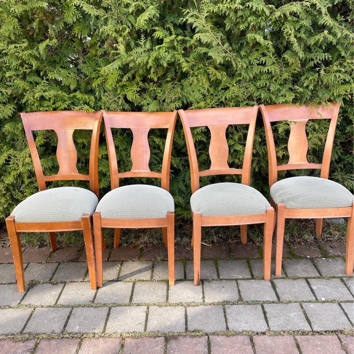image of 4 fina,stolar bortskänke - Sigtuna